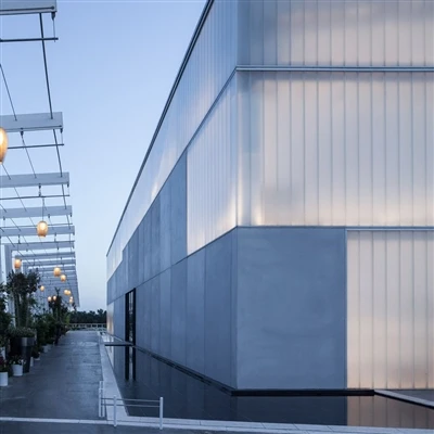 L'impact du verre profilé en U enduit sur le confort intérieur et le contrôle...